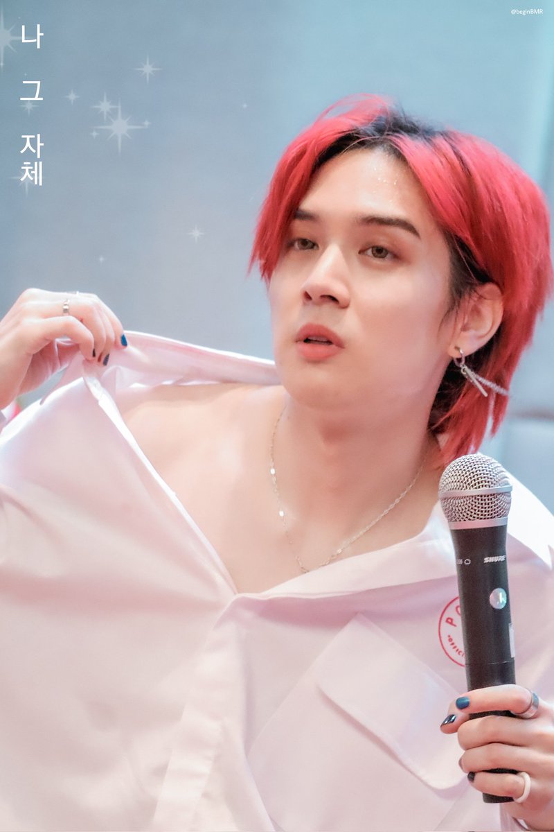 beginBMR's tweet photo. 220430 ก็เพิ่งทำสีแดงมา 。◕‿◕。 ♡
#ภณคนคิวท์
#BirthdayWithPON @T_Aiemkumchai https://t.co/VAQyi93aHU