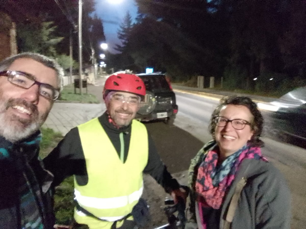 MEMT_Latam's tweet photo. |￣￣￣￣￣￣￣￣￣￣￣￣￣|
              🚲🚕......🚗
  HOY @bicixlavida REALIZA
   SU #MEMT #BARILOCHE
|＿＿＿＿＿＿＿＿＿＿＿＿＿| 
            (\__/)   ||
            (•ㅅ•)  ||
            / 　 づ https://t.co/7Hg8b82mvC