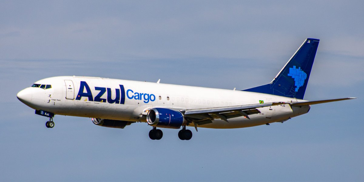 cnfapproach's tweet photo. ✈ @boeing 737-48E(SF)
🆔️ PR-AJZ
🇧🇷 @azulinhasaereas 
🌎 SBCF / CNF
.
🔀 Siga-nos no Facebook, Instagram e Twitter: @ cnf.approach 
.
#b737 #b737400 #azulcargo #azulinhasaereas #boeing #cnfapproach #avgeek #aviationgeek #sbcf #voeazul https://t.co/mUQjtJ38Dz