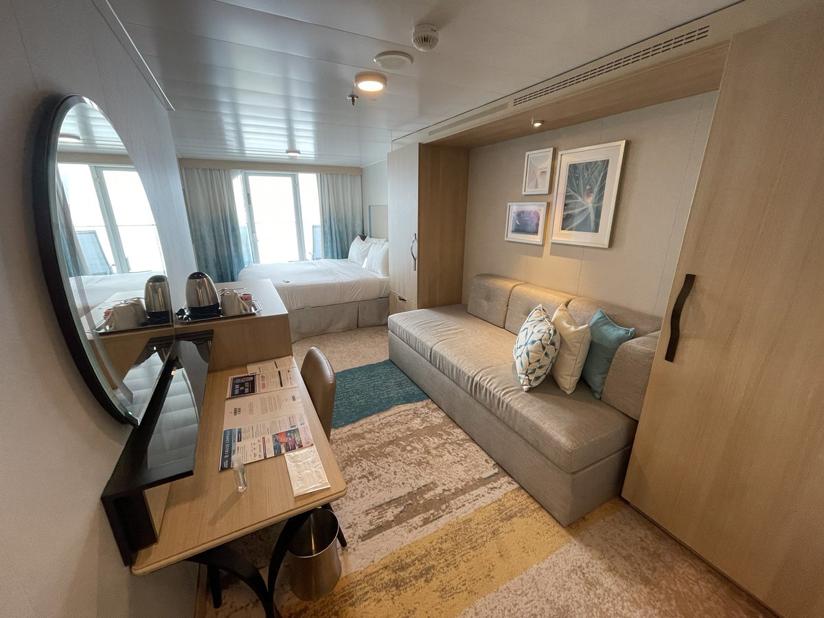 shipmonk's tweet photo. Here’s my spacious cabin on Wonder of the Seas https://t.co/61VBUDhmay