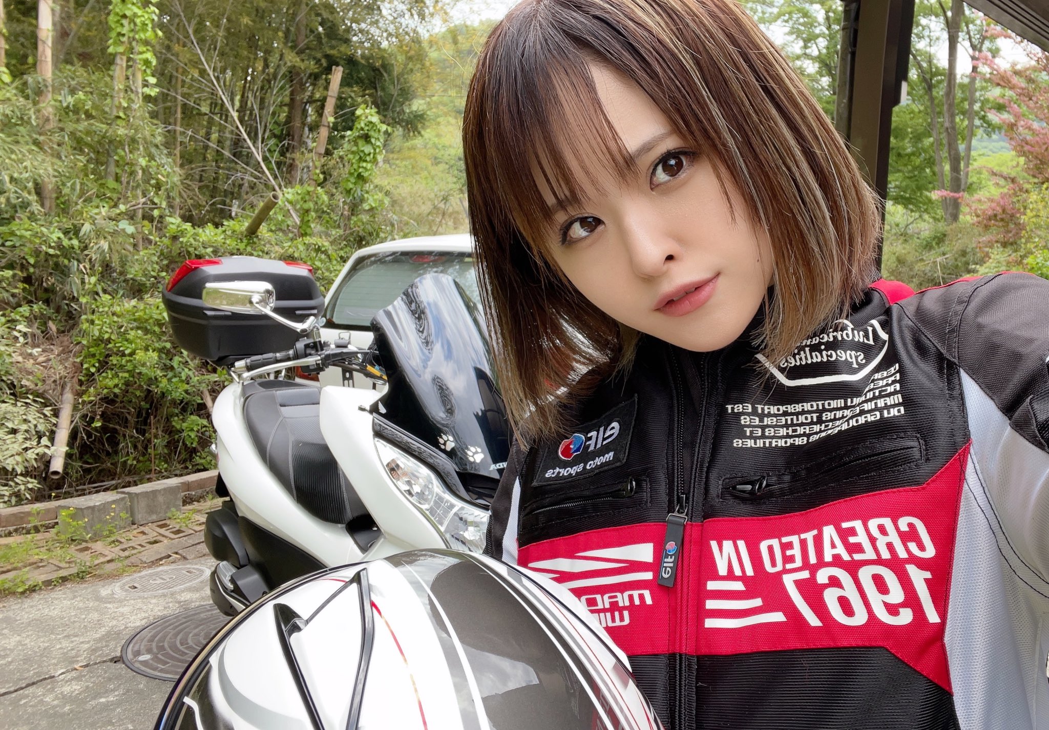 Marie 夏用バイクウェア これは女の子用だからぴったり お気に入りー 黒いのは冬用w 明日もバイク乗るよー バイク女子 Pcx ツーリング T Co Iqb9rvsuq5 Twitter