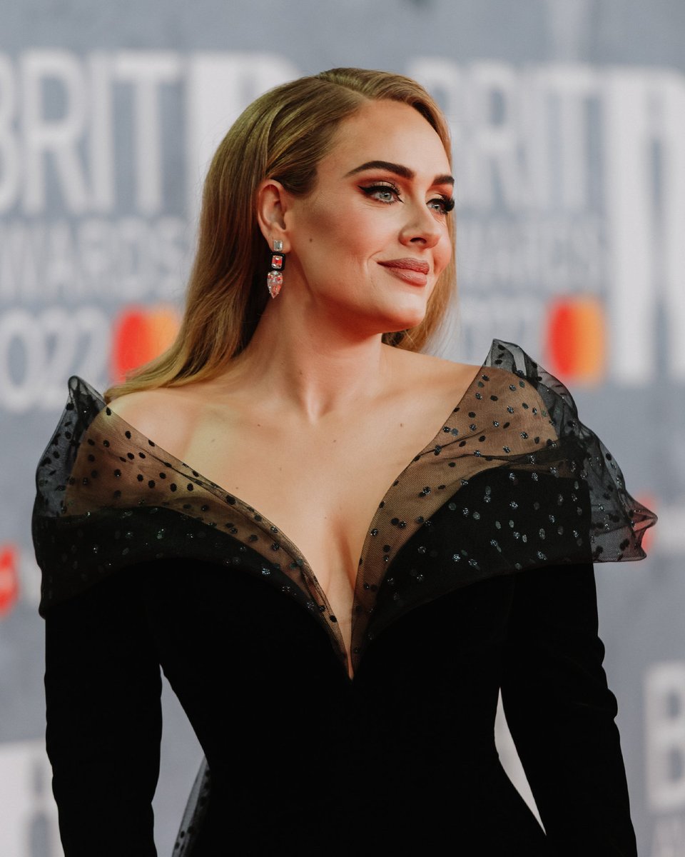BRITs's tweet image. happy birthday to @Adele, queen of the BRITs x