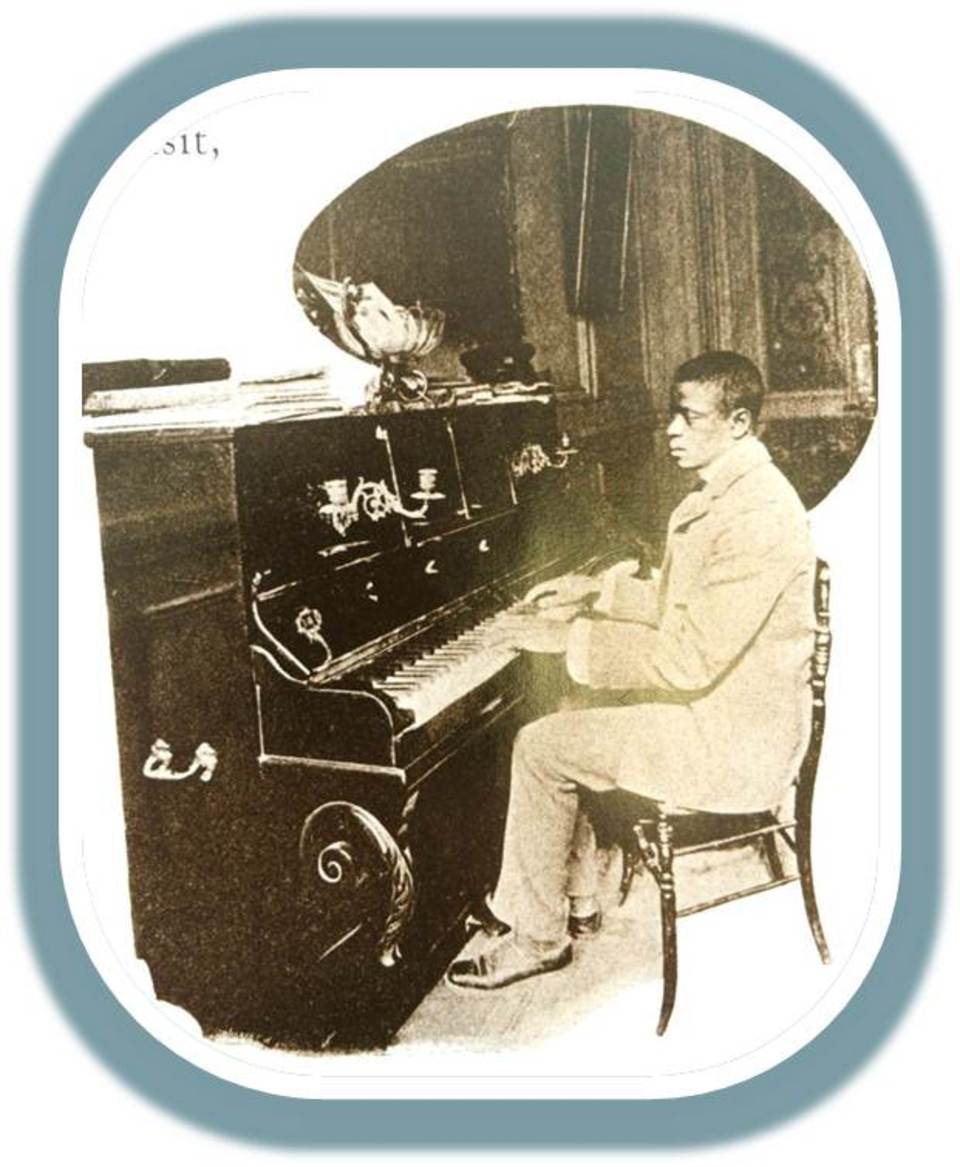 MajorTaylor99's tweet photo. #OTD May 4, 1901, in La Vie Au Grand Air: "My Tour in Europe" by Major Taylor, w/ off-the-bike photos:  piano (he played &amp; sang "Hello Ma Baby"), mandolin, physique. "Besides 5 or 6 days that were passable, it rained constantly," he said of springtime in Paris. #honorMajorTaylor https://t.co/NjSG08MqXm