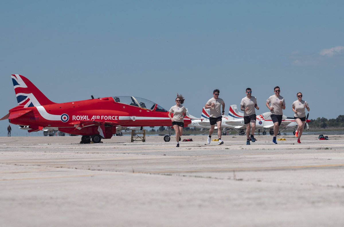 Red Arrows tweet media