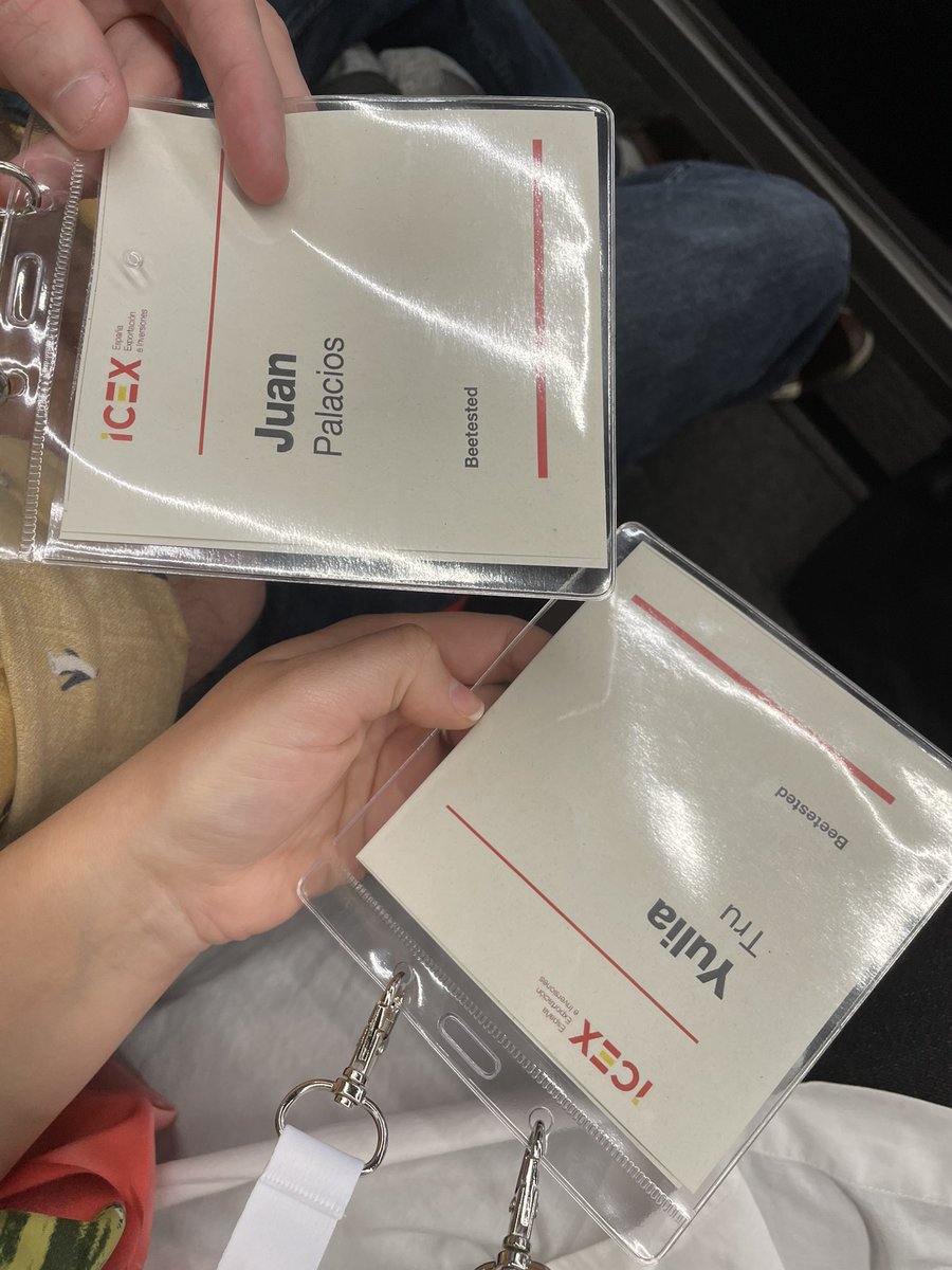 beetested's tweet photo. Pocos planes mejores que pasar la mañana actualizando el estado de la industria con @dev_es 🤘 #beetested #videojuego https://t.co/qsaX0EhO6B
