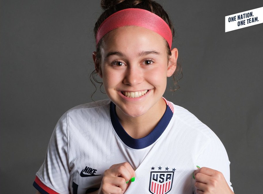 IT'S GAME DAY #CU17W Quarterfinals!
@44AmaliaV and the #U17WYNT 🇺🇸 vs. Jamaica 🇯🇲  
⏰️ 4 pm ET
🖥 Fox Soccer Plus and ViX

@TopDrawerSoccer @TheSoccerWire @MISoccerCentral @superyleague @USYNT @JREskilson @Phil_Friend @MichiganJaguars @solar_soccer @GAcademyLeague @NWSL