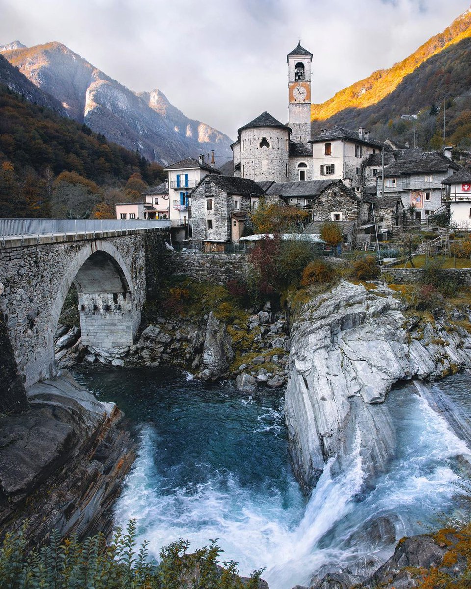 Location: Lavertezzo, Switzerland
Photo by marina_demse | Instagram