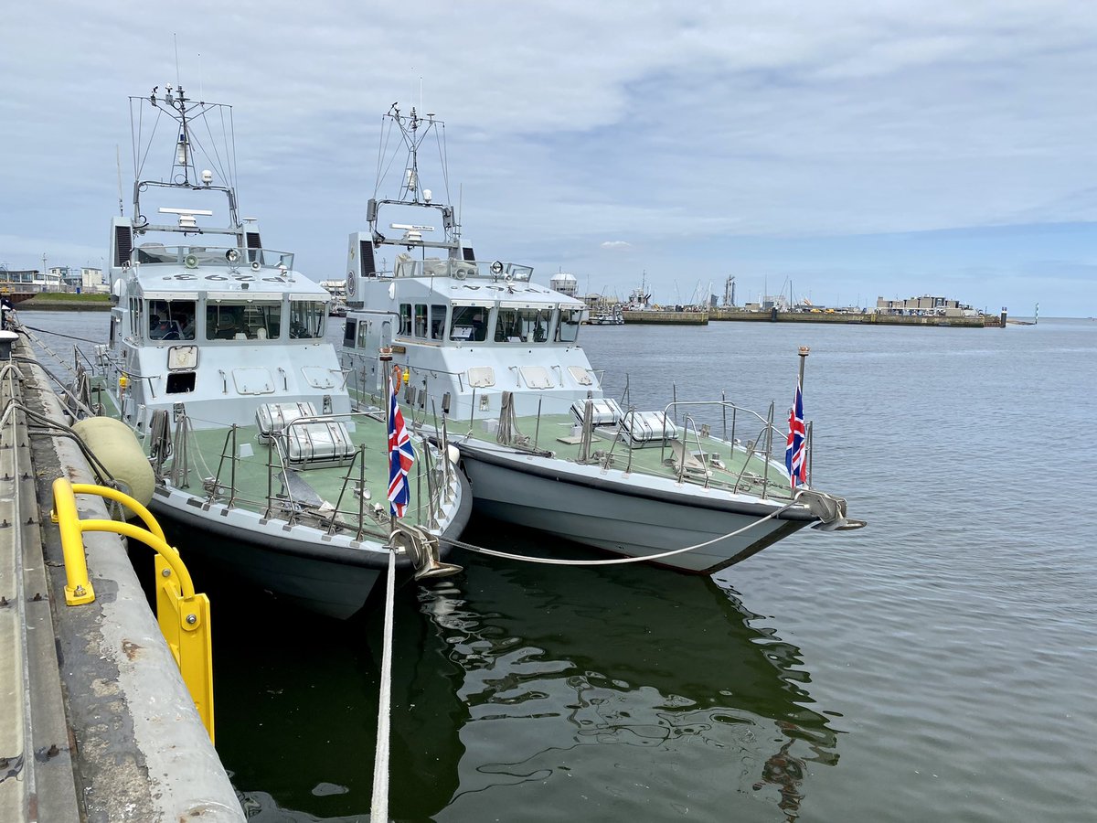 Thankyou @kon_marine for your for hospitality during our stay in 𝐃𝐞𝐧 𝐇𝐞𝐥𝐝𝐞𝐫 𝐍𝐚𝐯𝐚𝐥 𝐁𝐚𝐬𝐞 #JEFtogether #GlobalModernReady #WeareNATO @CdrJamieWells @RoyalNavy @HMSExplorer
