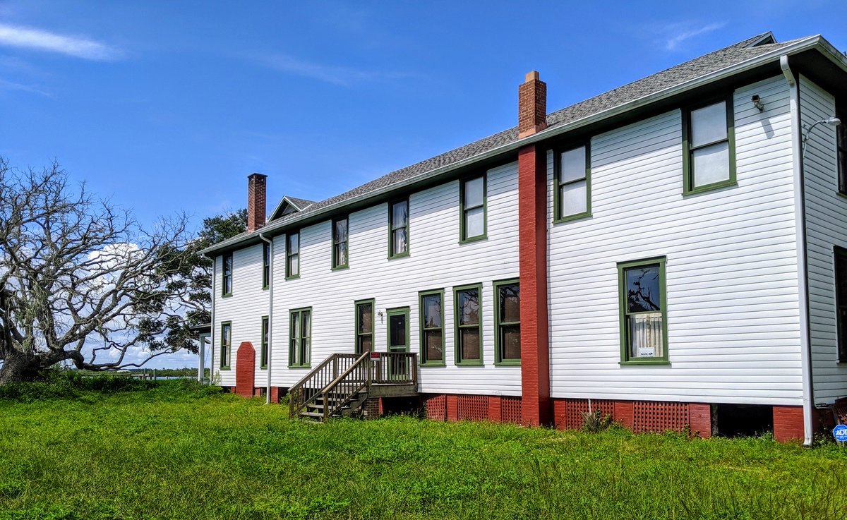 PonceLighthouse's tweet photo. Across the street from the Ponce Inlet Lighthouse is a hidden gem that will one day be an exciting addition to our museum grounds! Learn more: https://t.co/gaGIeV0szI #Ponceinlet #PonceInletLighthouse https://t.co/E9D71rQtLW