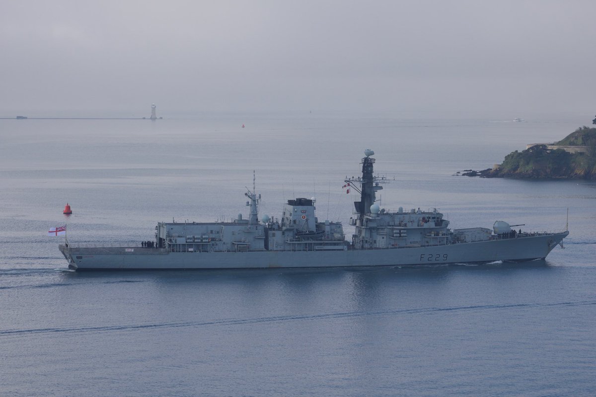 WarshipCam's tweet photo. HMS Lancaster (F229) Duke-class frigate coming into Plymouth, England - May 4, 2022 #hmslancaster #f229
* photo courtesy of @Rockhoppas https://t.co/CW6wiGcUkf