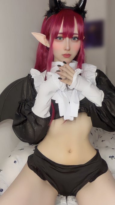 Twitterのコスプレ画像15