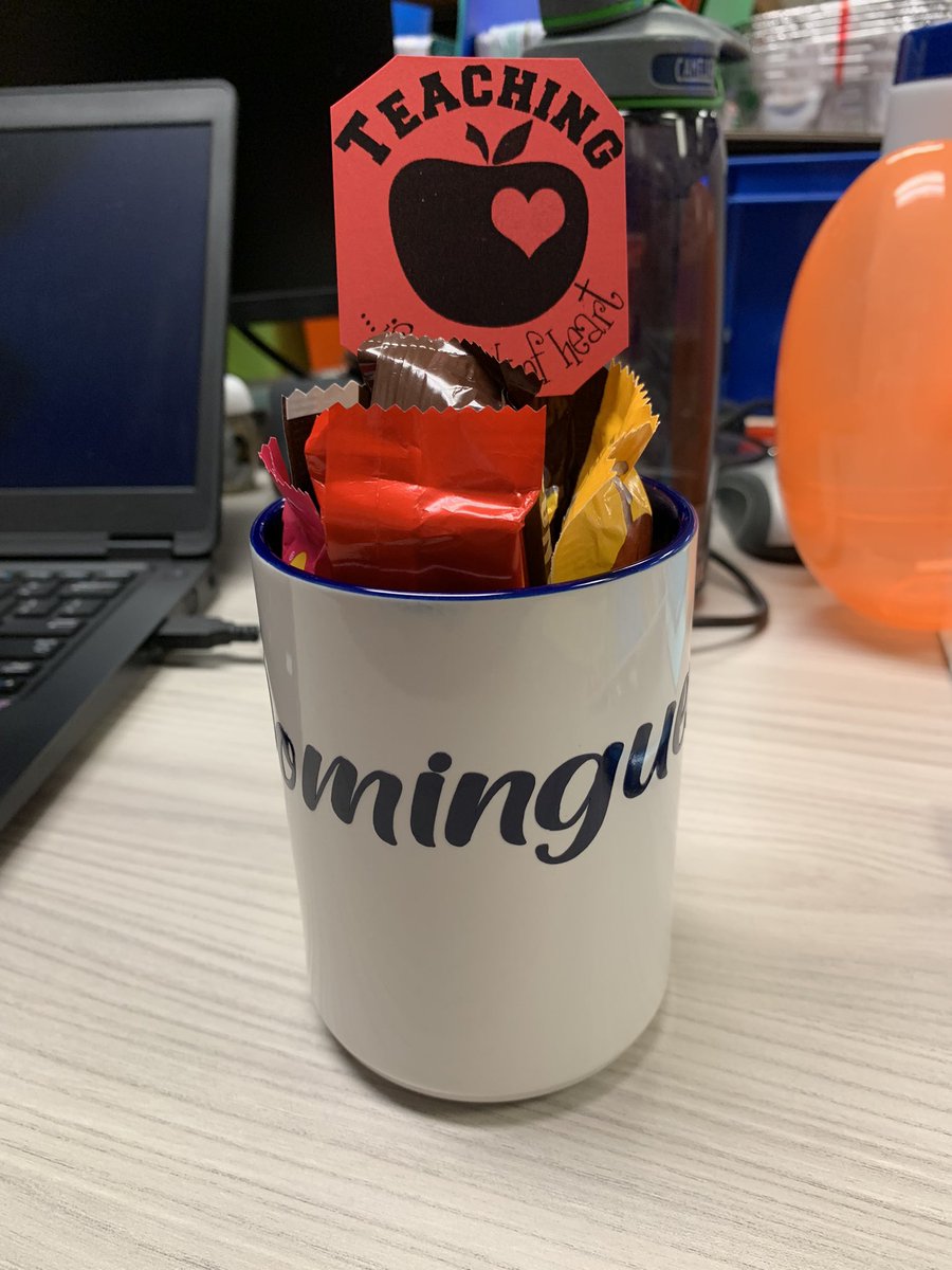 LittlesAtLee's tweet photo. Feeling appreciated @tjleelions #TeacherAppreciationWeek #AdminRocks https://t.co/wrm2c3q4NP