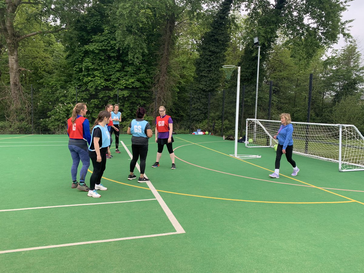 B2NHerts's tweet photo. Loved visiting our Netballers at @StMargsBushey today! 

We have spaces to join us on Wednesdays 11am-12

Contact me for more information 07834500189 https://t.co/7Q2NkDHK3v
