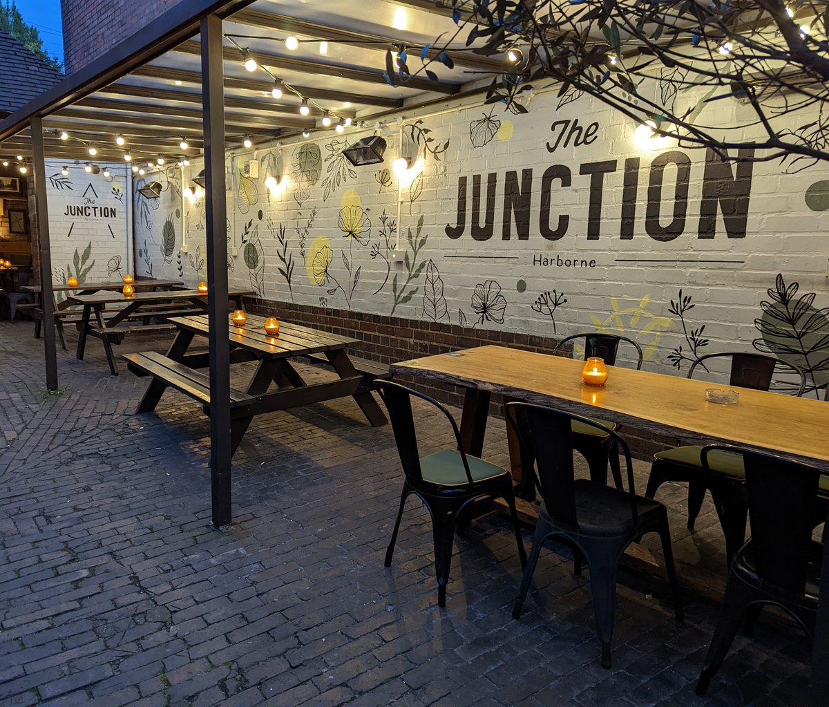 TheJunction_Pub's tweet photo. Have you seen our new garden 😍😍 A touch of paint and some improved lighting does absolute wonders! 
#harbornevillage #harborne #harbornelife #B17 #birmingham #birminghamlife #birminghamplaces #community #thejunctionharborne #thejunction https://t.co/vK4vVOOnR8