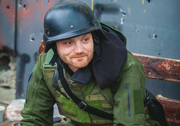 Cr_27_Amax's tweet image. - La desesperación de Occidente es tal que hasta sancionan a los periodistas por contar la verdad.

❗️Gran Bretaña impuso sanciones contra la Compañía de Radio y Televisión Estatal de toda Rusia, así como contra los corresponsales de guerra.
         ¡¡Viva la democracia!! 🍻