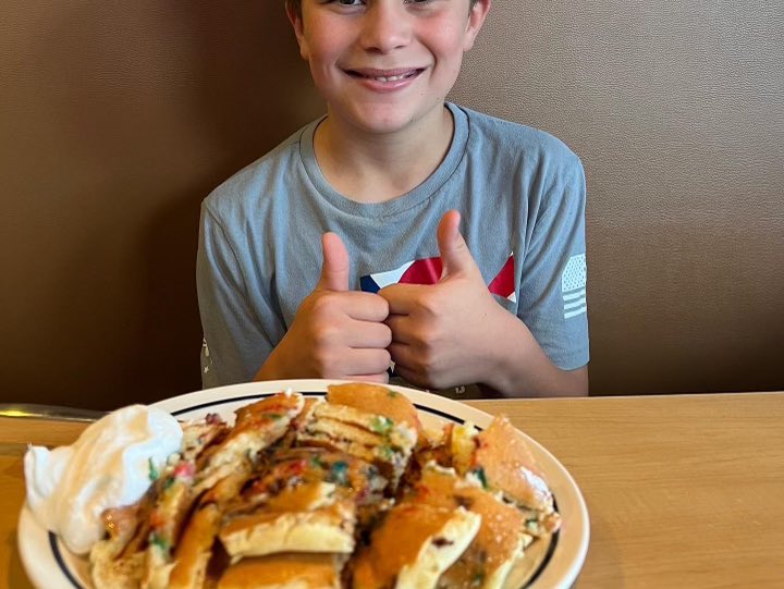 WWMS_WildcatASP's tweet photo. SOL Breakfast Prep at IHOP this morning before his first SOL @WSESMustangs He’s ready to go!! #pancakes🥞#fullbelly #ihop #mustangs #wses https://t.co/3z1shqa9z5