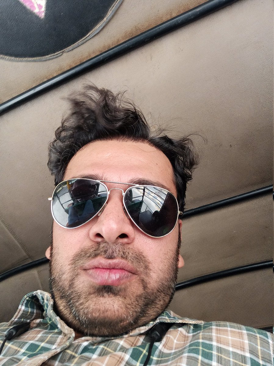 Ajay_DigifyPro's tweet image. आगे ही आगे बढ़ाऊंगा कदम 🤠
After many years I had this Auto Ride, kuch baat to hai isme, enjoys 😆😄😎