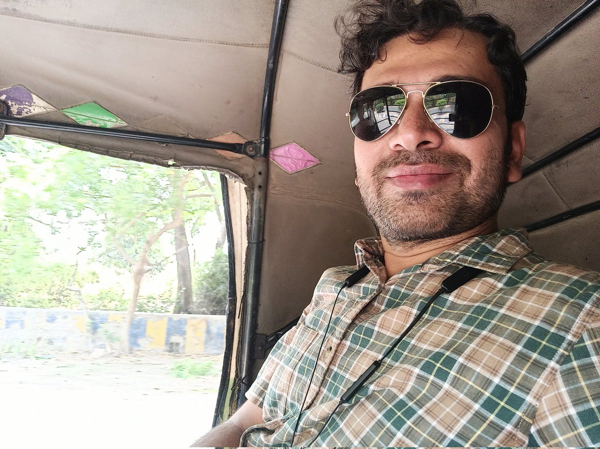 Ajay_DigifyPro's tweet image. आगे ही आगे बढ़ाऊंगा कदम 🤠
After many years I had this Auto Ride, kuch baat to hai isme, enjoys 😆😄😎