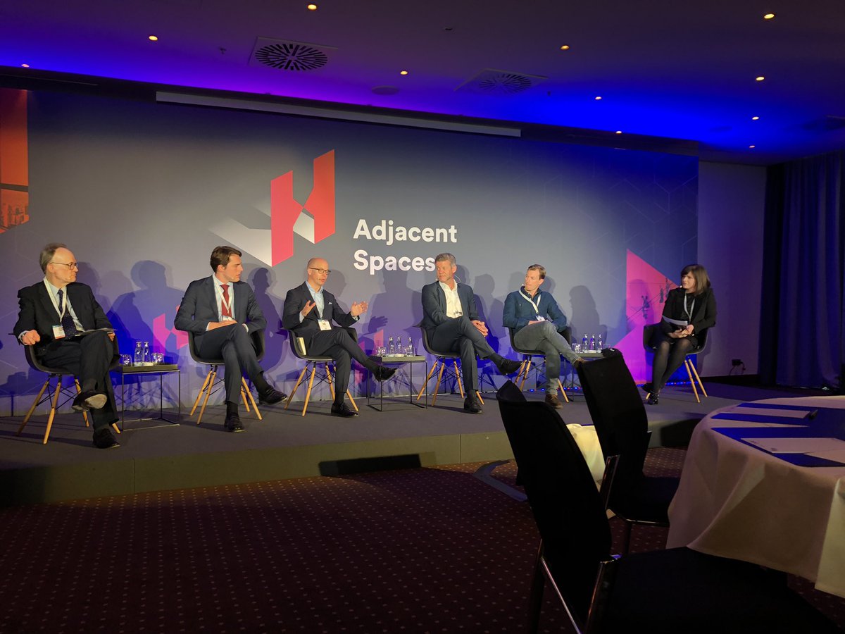 Cheval_Global's tweet image. Daniel Johansson of #ChevalCollection weighs in on the rise of the so-called hybrid guest at today’s #IHIF2022 panel: The Rise of the Hybrid Guest