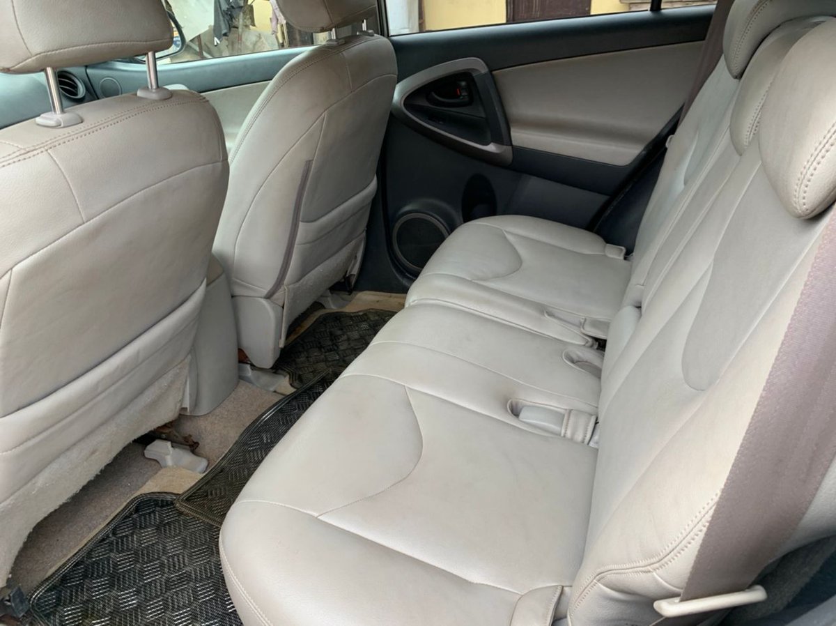 opekingfrosh's tweet photo. Pls RT🙏
Toyota RAV4 4WD
07/08
Registered
Leather Seat
Alloy Wheel
4plug Engine
Price: N2.650M Only
.
.
#Davido Ronaldo 3 UCL Agba iphone 12 Oloye The Rock Roman Obasanjo #30WithABang Man City Rain Brekete Ponzi Ikeja Universities #EndASUUStrike Atiku Beans #MenToo FA Cup Lambo https://t.co/rOqcbF1QqW