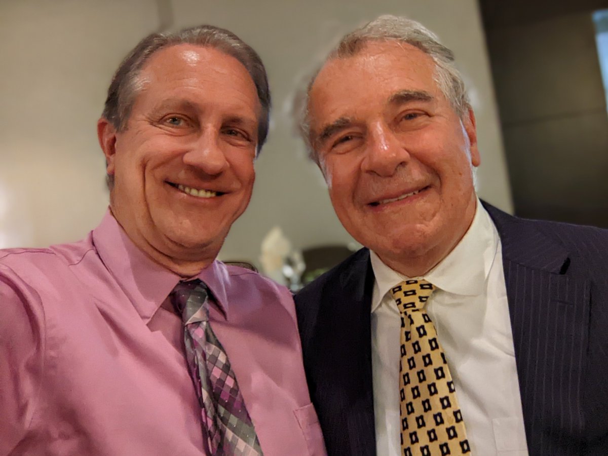 Chet_JimChesko's tweet photo. Great evening at @PSWABanquet with a bunch of all-time #PhillySports greats! #LouNolan #DickVermeil @JoeWatsonHockey #JimmyWatson #Eagles @FlyersAlumni #PSWAbanquet https://t.co/sK29YSBFTv