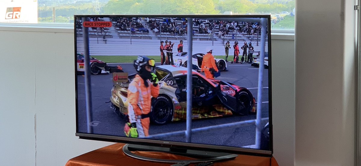 ayaca514's tweet photo. こんなに酷いクラッシュは久しぶりに見ました。。

何よりも高星選手が無事で良かったです…

危険と隣り合わせの危険なスポーツなんだな。と改めて思いました。

チームも酷い損傷がありましたが何とか最後まで走れました。

#富士スピードウェイ #race #車が好き #レースが好き #スーパーGT https://t.co/SA4sZ048N6