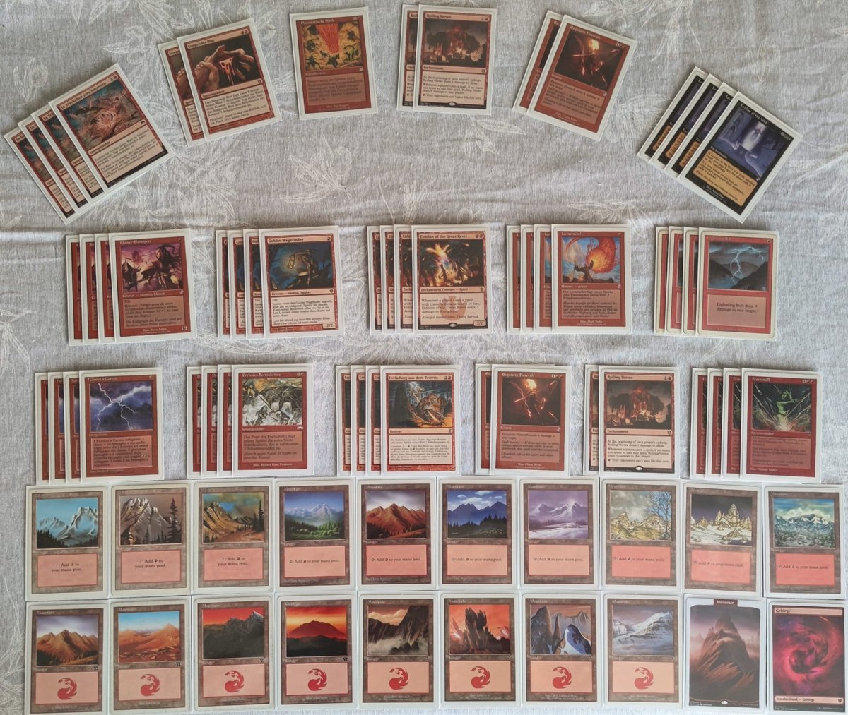 unicornl0rd's tweet photo. Finished my Masterpiece in the last few days and tried it at the latest @Austrian_Legacy FNM.
Deck feels good to play, even though I had some pretty unlucky games.
20 erazers - 20 hours - unlimited power
#whiteborder #MTGLegacy https://t.co/ZfMJ7uVwyD