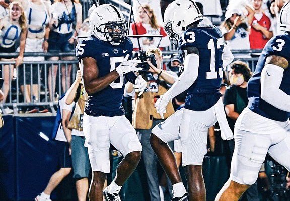 Blessed to receive an offer from the university of Penn state 💙🤍 <a href="/CoachVerne/">Coach VERNE</a> <a href="/coachseider/">Ja’Juan Seider</a> <a href="/Andrew_Ivins/">Andrew Ivins</a> <a href="/RivalsFriedman/">Adam Friedman</a>