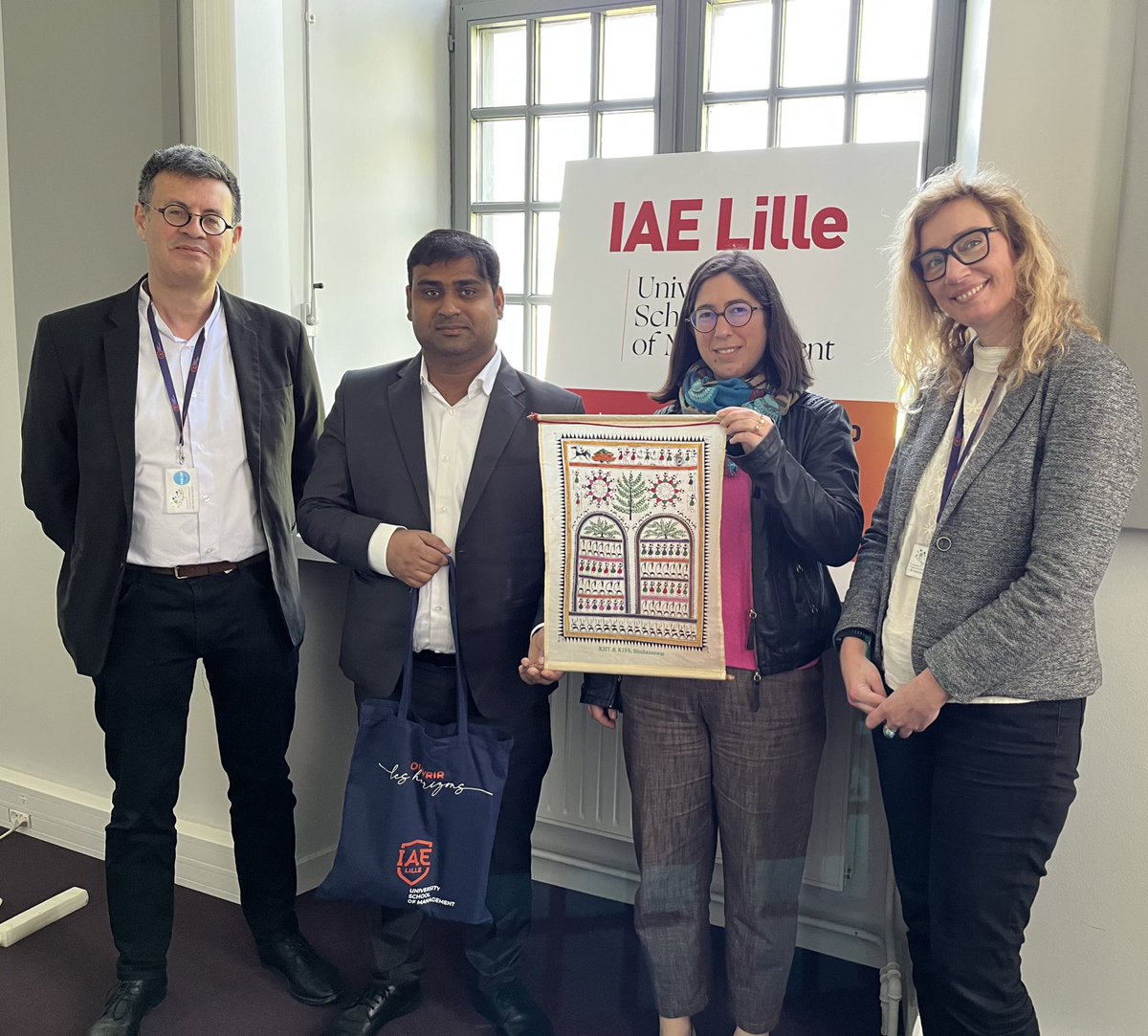 inter_univlille's tweet photo. M. Vikas Kumar Sabata, joint Director for International relations of @KIITUniversity is visiting @univ_lille to develop new cooperation opportunities. He visited this morning @FSJPS_Ulille and @IAELille campuses and is now discussing with @fst_univlille @medecine_Ulille #FASEST https://t.co/rbIo75PorB