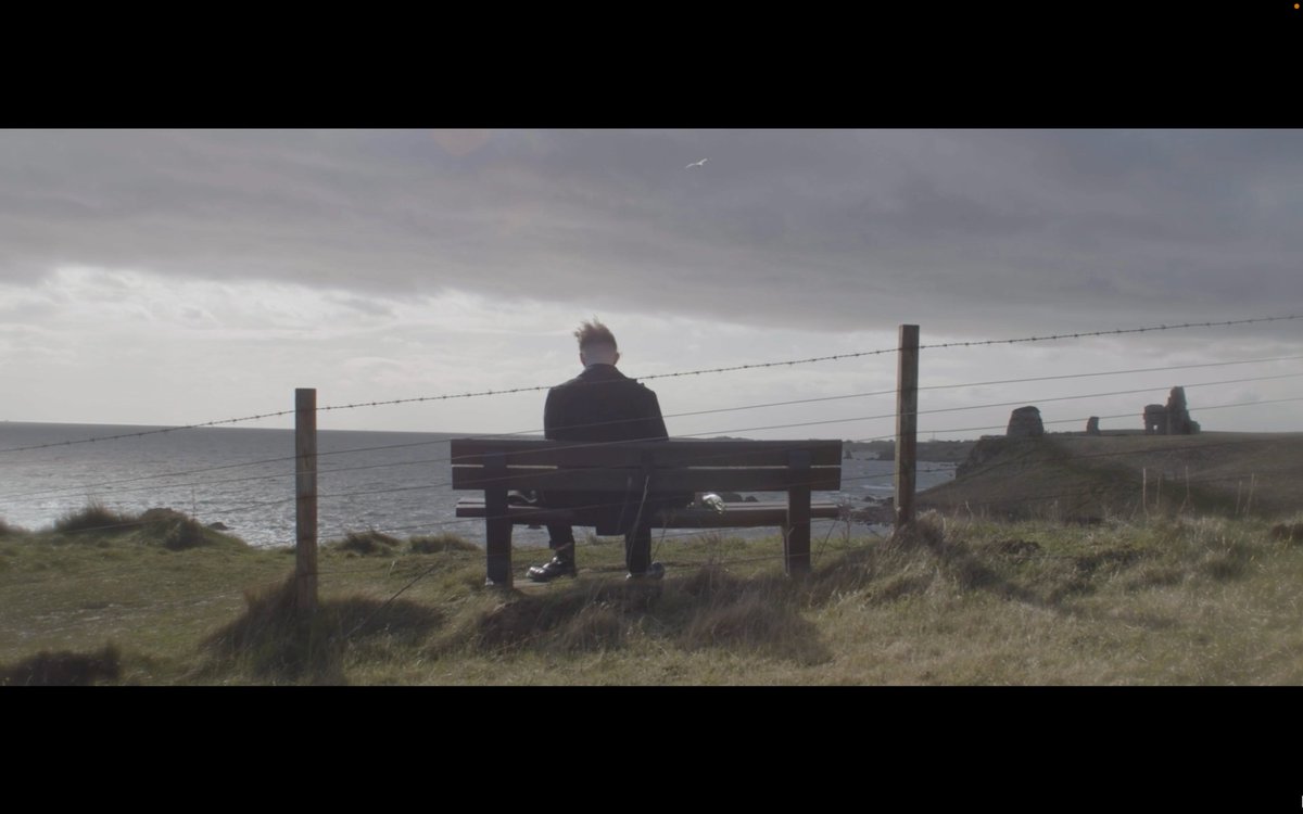 blairdaviemusic's tweet image. Platform 10 is out now ahhhh!!! 

It’s a song about getting left behind. My best friend moved away last year and it felt like he was going off to build a really beautiful and exciting life, while I stayed behind. 

I hope you love it and connect with it,
Lots of love xoxo 💖