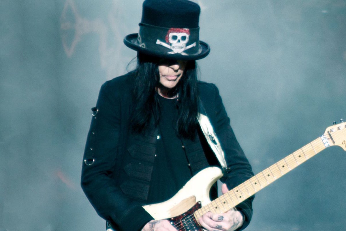 Happy Birthday to Mick Mars 