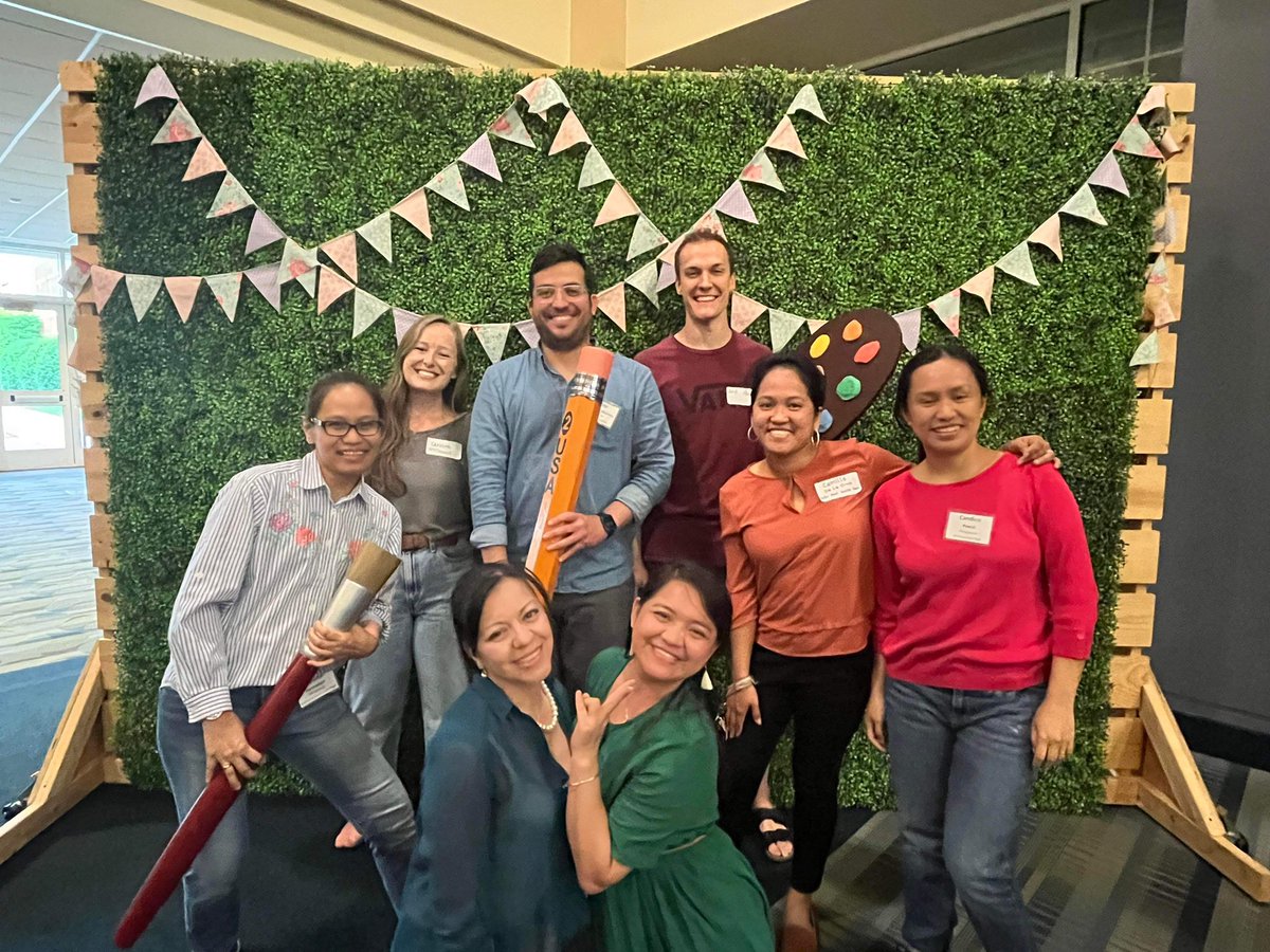 R2 Fellow International Teachers tweet media