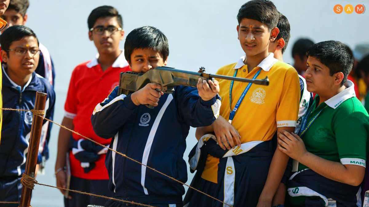 SAMWorkshops's tweet photo. #CCCelements | The best part of every childhood is games and sports! The games and activities that these school kids love here at the grounds of Divya Dham Ashram are full of learning and rooted in the ancient Indian culture. Take a look! #SAMworkshops #Culture #Games #India https://t.co/YztgD8kaY7