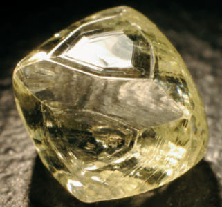 EquityDiamond's tweet photo. #KnowYourDiamonds
#Investing in #diamonds is for #everyone. 

Know your country laws on the trading requirements and consult/partner with @EquityDiamond on how to gradually grow your wealth.

Let's grow together.

You can do it:
. As an individual
. As a group (pulling resources) https://t.co/q3LMAQ2rwz