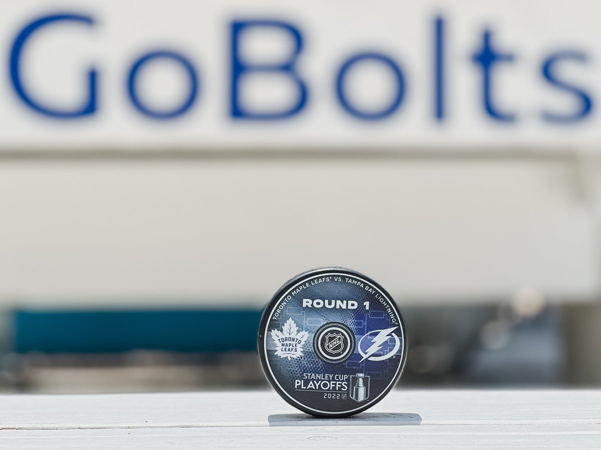 ShopTBSports's tweet photo. Your hockey puck collection can never be too big. 

Round 1 matchup pucks are here! 

➡️ https://t.co/hwtFR8pAS4 https://t.co/A1qWICmVL2