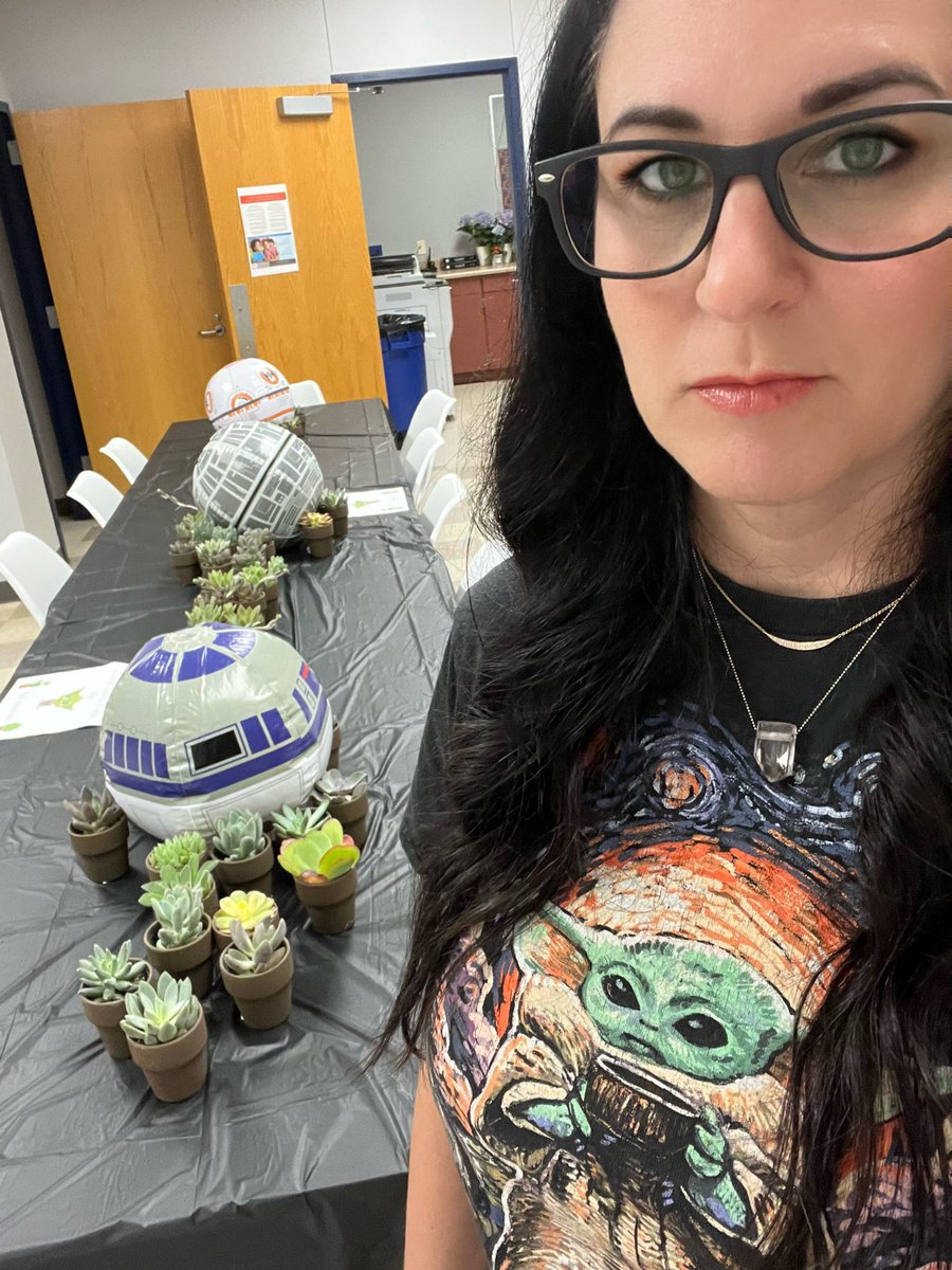 Tourdenance's tweet photo. May the 4th be with you! #babyyoda #grogu #TeacherAppreciationWeek #succulents https://t.co/3EZKlF412v