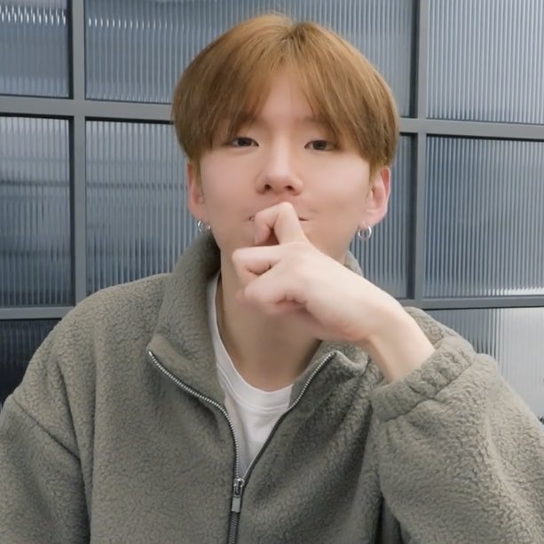 ʚ𝙜𝙖𝙧𝙤ɞ tweet media