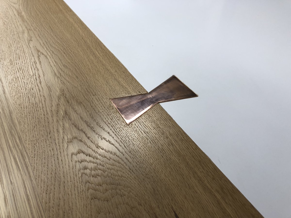 Bronze Butterfly in one of our classic Live-Edge tops. 

#liveedge #liveedgewood #bronzebutterfly #liveedgetable #liveedgewithbronze #table #custom #custommade #customfurniture