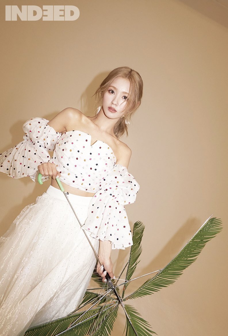 IDLEITALIA's tweet photo. [INFO]
Servizio fotografico di Miyeon per Indeed!

#GIDLE @G_I_DLE #MIYEON #Drive1stwin #여자아이들 https://t.co/dvNUiHFzmP