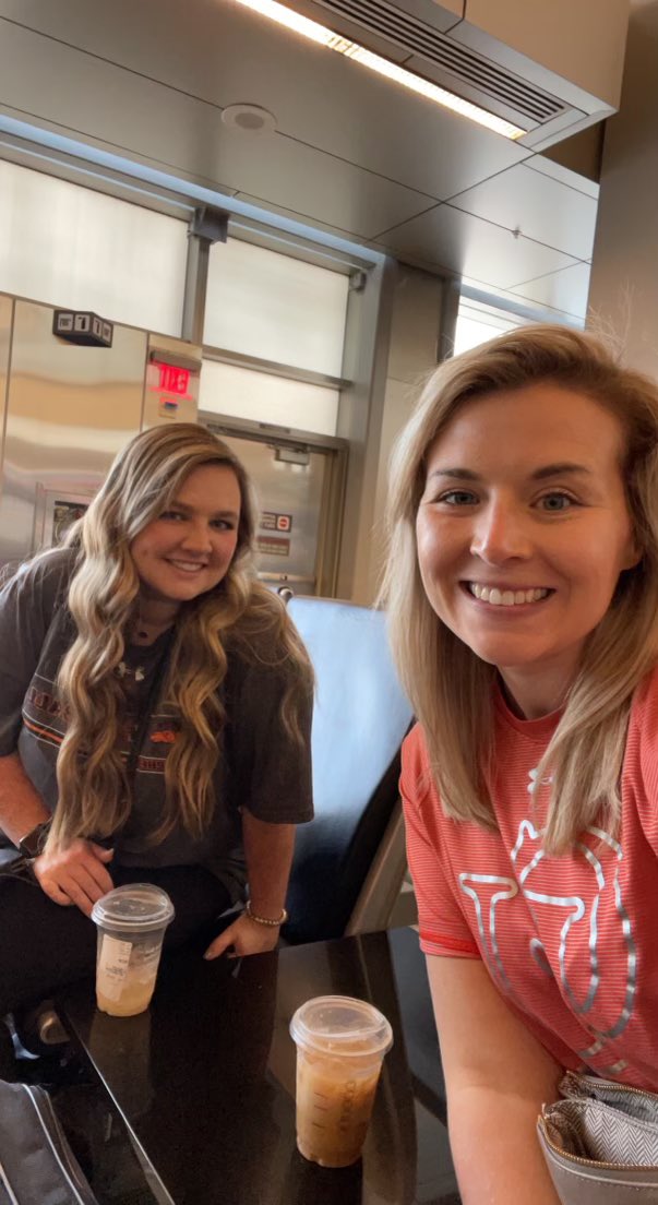 KadyAKnight93's tweet photo. We’re headed to Houston for the DFO Conference! 🐪🏈 #gocamels https://t.co/ozo3LpQ67N