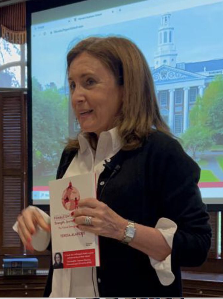 teresaalarcos's tweet photo. 🚀What a privilege and  opportunity to present my book #FemaleEntrepreneurs at @harvardhbs in this marvellous framework ! #Wstartupc #Investors #ESGs #ODS5 @entreprenistas #Emprendedoras #blockchaintechnology #AI #ML #Nanotech #Crispr #VR @unitednations @plataformaedit @mapfre https://t.co/46GIc4jZJB