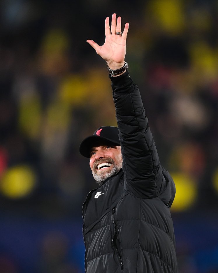 LFCBrasil's tweet photo. O único treinador a ter levado um clube inglês as finais da Copa da Liga, Copa da Inglaterra e Champions League na mesma temporada ❤ https://t.co/tgrTLwCpub