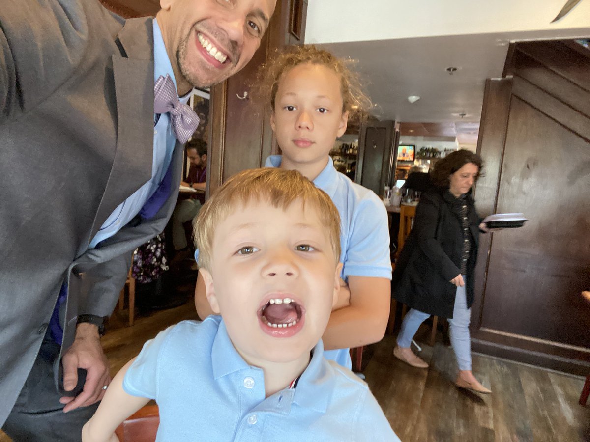 Wonderful evening celebrating <a href="/montgomerycoll/">Montgomery College</a> <a href="/MC_Raptors/">MC Raptors</a> at the annual athletics banquet and appreciating our alumni, and entire community, at the annual dog fishing event hosted by <a href="/DogfishGburg/">Dogfish Head Alehouse Gaithersburg</a> !