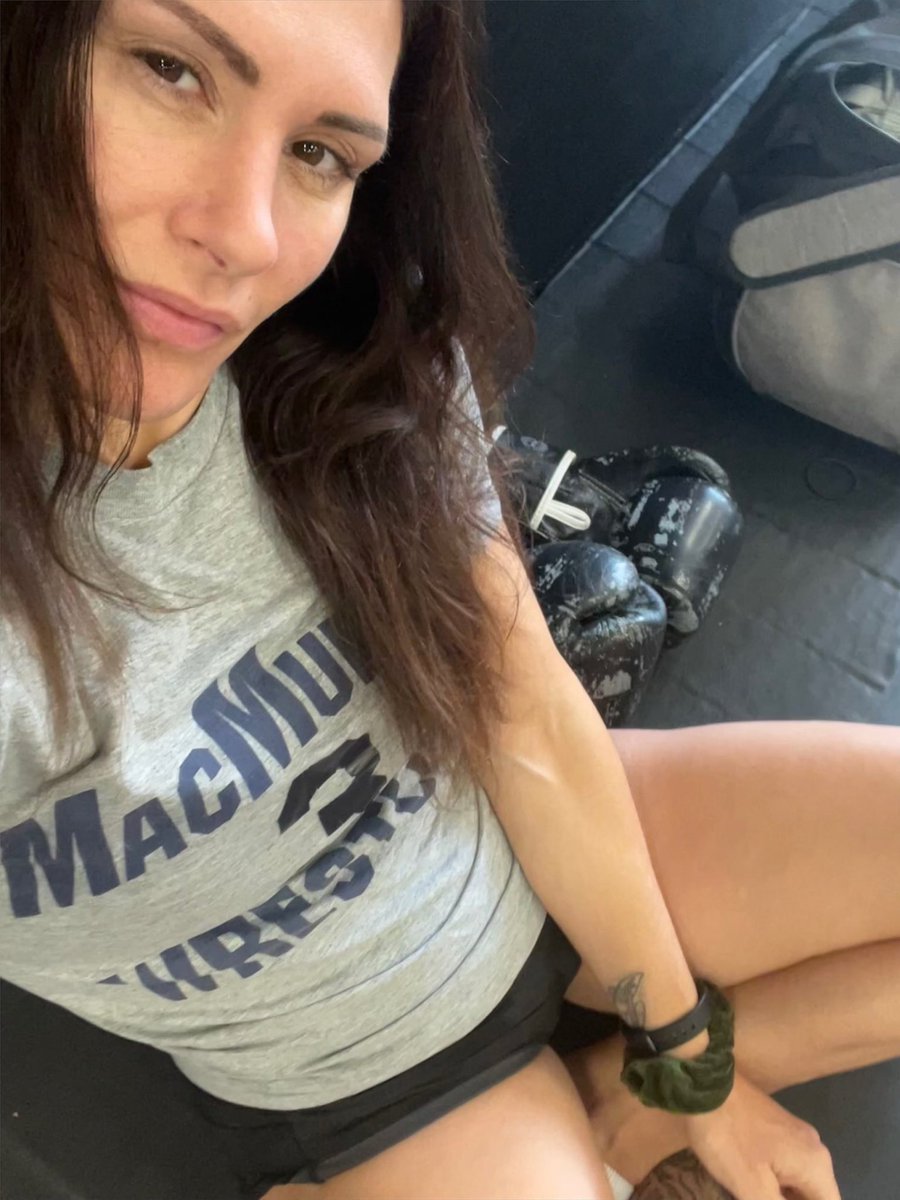 Alpha Cat Zingano tweet media