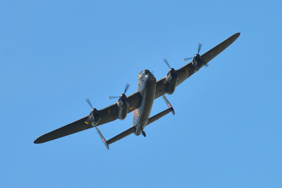 #Lancaster #Flypast #Heythuysen #Limburg #Herdenkingsvlucht #Dodenherdenking