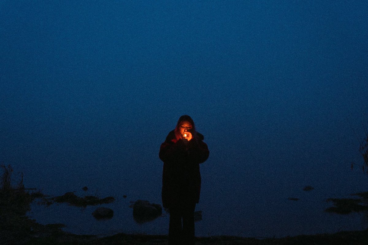 IWanderWorlds's tweet image. don’t smoke to stay sober