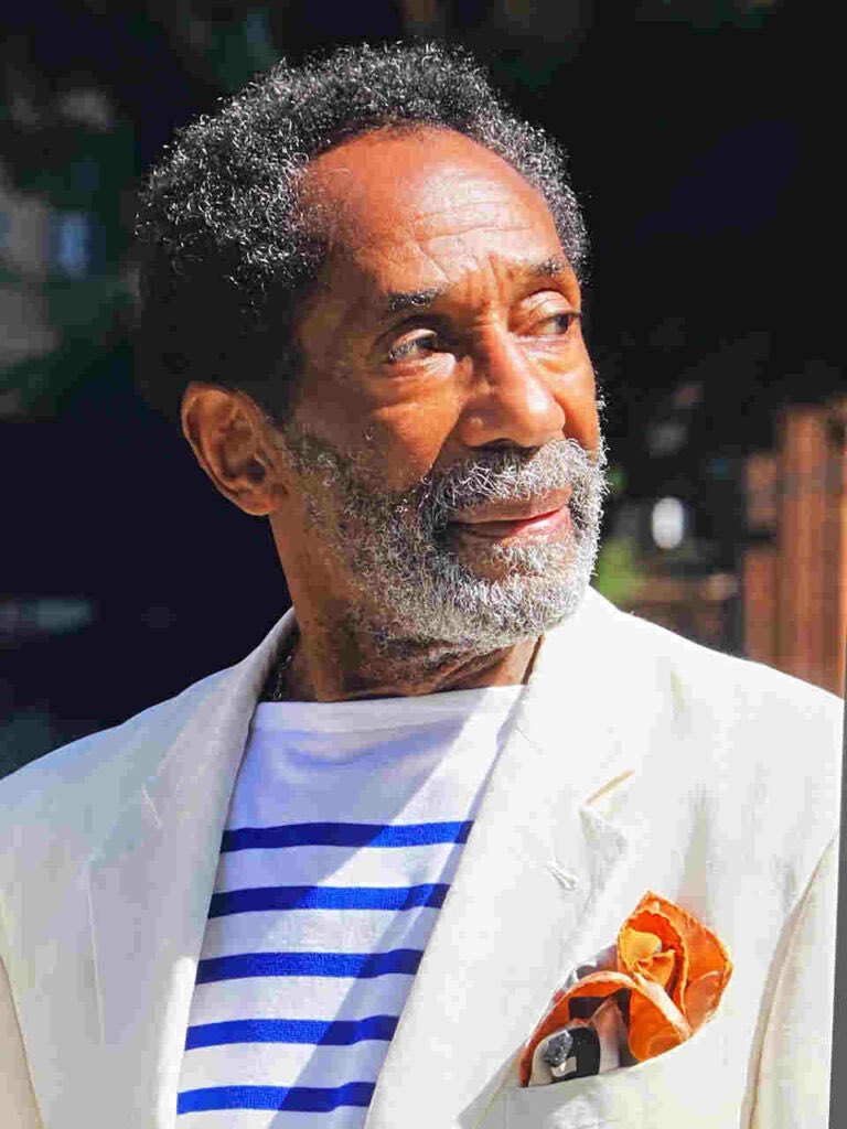Ron Carter 85 years-old today with a Breton Picasso shirt and a linen jacket. Happy birthday, Mr. Carter! 