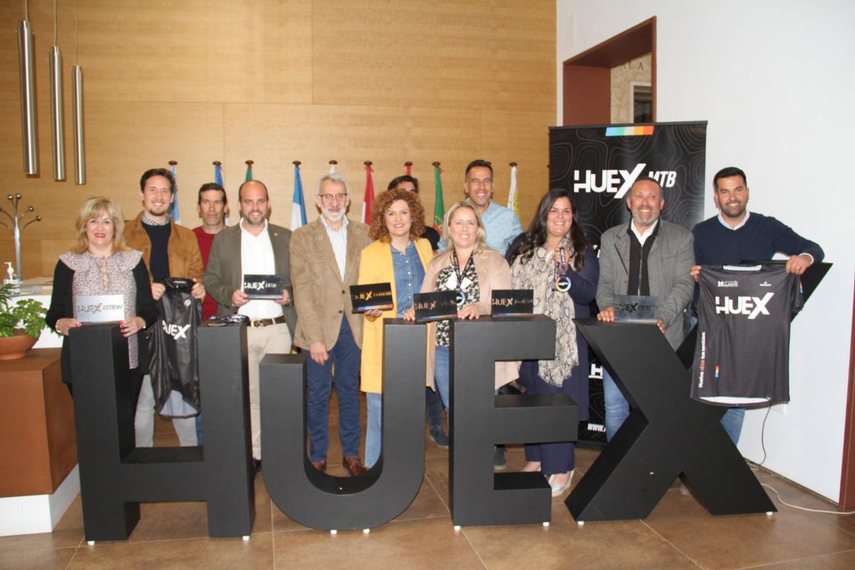 aytoayamonte's tweet photo. 🚵🚵‍Cuenta atrás para la HUEX Extrema 2022

📆 Este sábado vuelve esta prueba de bicicleta todo terreno con un recorrido de 185km entre Cortegana y #Ayamonte.

👥 casi 1000 deportistas participarán en esta competición patrocinada por Diputación Provincial de Huelva. 

🏁Ayamonte https://t.co/lBrvCiu9GD