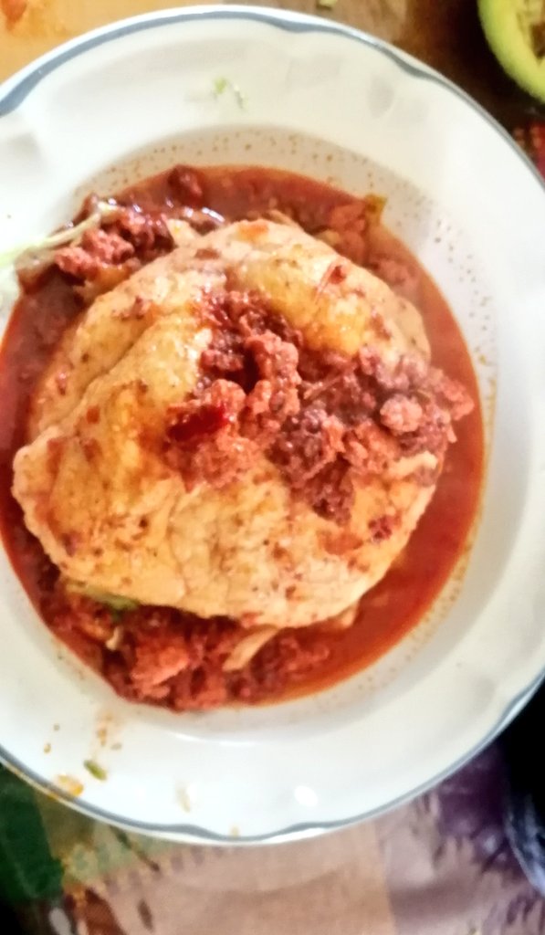 JazS_Kai's tweet photo. Amo los pambazos, los amo!!! 🤤
Hoy comeremos muy ricoO! 😋
#Pambazos #MuyRicos https://t.co/jSxCdFx7Yz