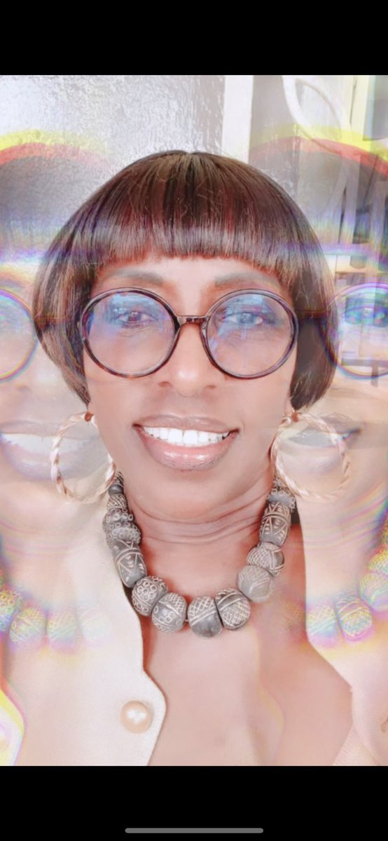 sissy_dipoko's tweet photo. Coucou! ☀️
#sissy #sissydipoko #face #selfie #photo #cameroun #chanteuse #africansinger #kamer ⭐️ #like #africanwoman #model https://t.co/SZtx6LKwDB